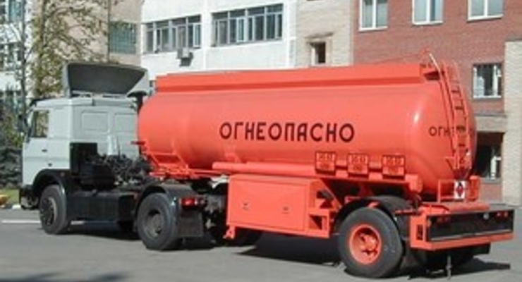 В России бензовоз врезался в автобус: 21 человек погиб