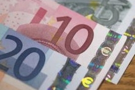 Курсы обмена наличных валют в 12 крупнейших банках Украины (на 15:30 16.07.2009)