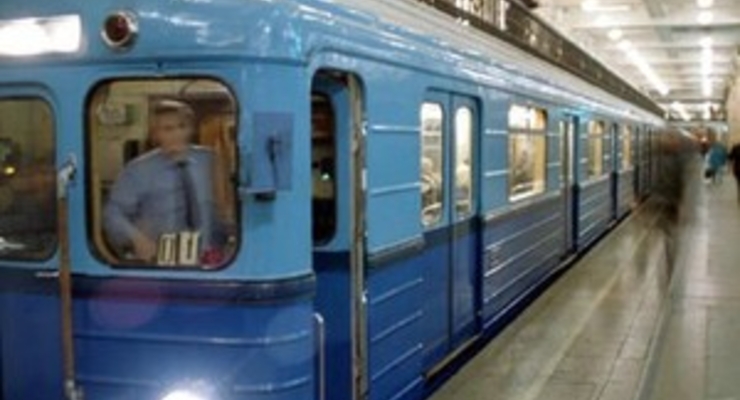 Машинист московского поезда потерял сознание во время движения