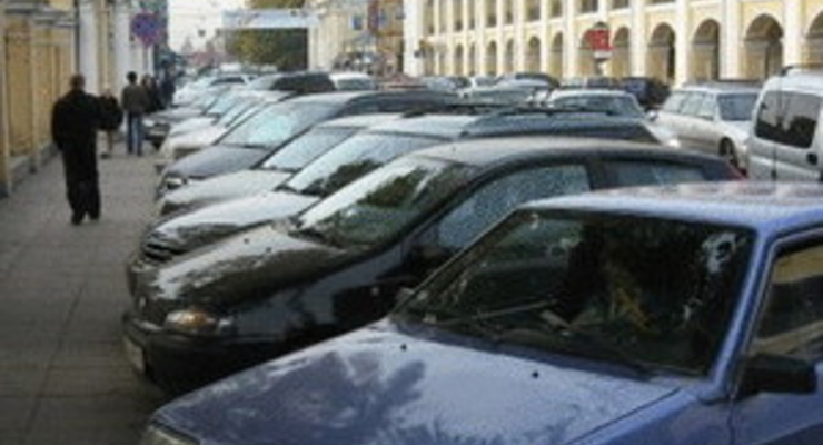 Киев попал в топ-50 городов с самой дорогой парковкой