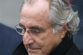 Жене Мэддофа вернут паспорт