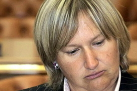 Лужков зарабатывает в тысячу раз меньше жены