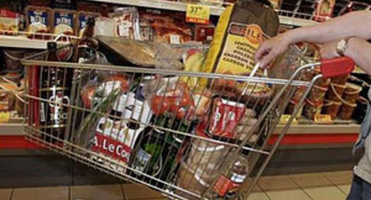 Кабмин запретил менять оптовые цены на продукты без разрешения