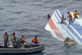 Поиск тел пассажиров рейса Air France 447 продлится до 19 июня