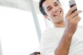 Продажи мобильных телефонов в Украине упали почти на 72%