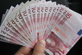 Курсы обмена наличных валют в банках Одессы (подробнее)