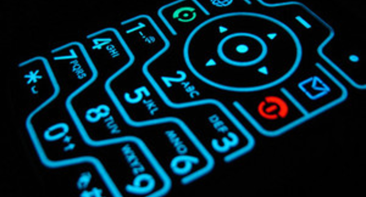 Отныне в Украину можно ввести не больше двух мобильных телефонов