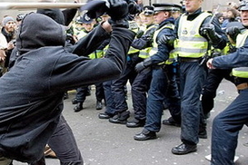 В Лондоне проходят массовые протесты против саммита G20 (фото)