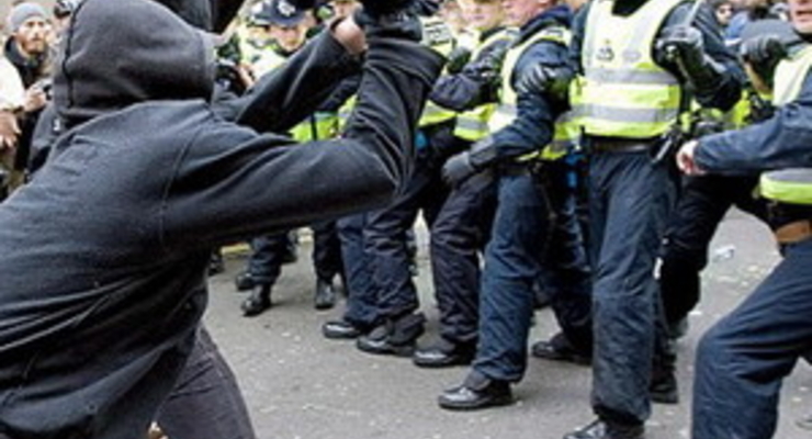 В Лондоне проходят массовые протесты против саммита G20 (фото)