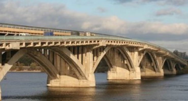 Мост Метро может обрушиться?!