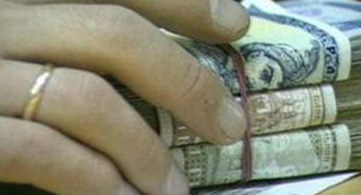 НБУ призывает банки не брать курсы валют с потолка