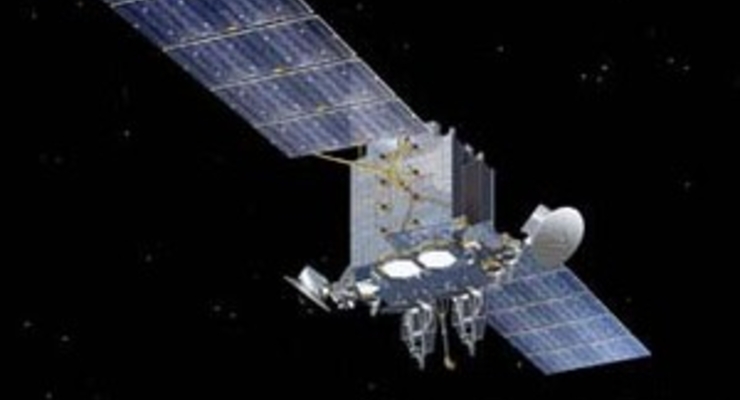 На орбите столкнулись два спутника связи