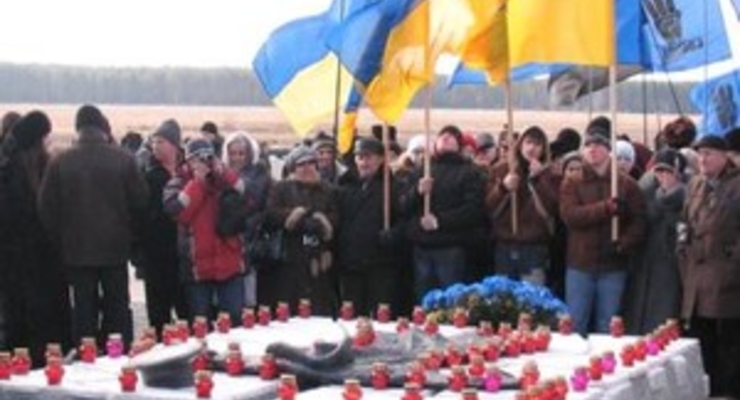 Ющенко хочет перенести День защитника Отечества на 29 января