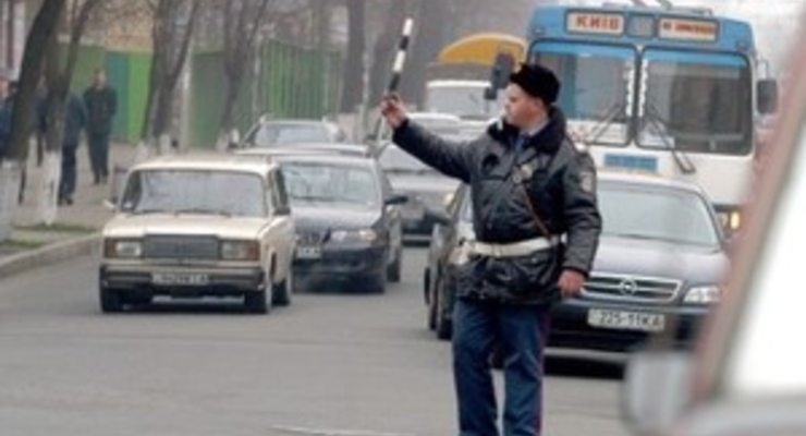 Луценко уже оштрафовал Черновецкого и даже свою жену…