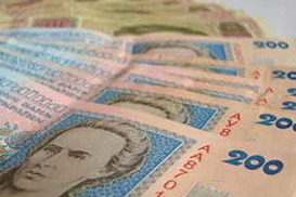 Курсы наличной валюты 7 января закрылся незначительным ослаблением гривни