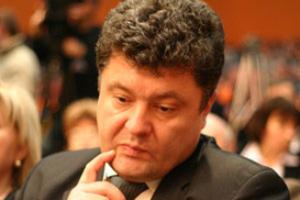 Порошенко назвал причины обвала гривни