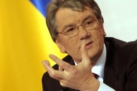 Ющенко дал банкам 10 дней для стабилизации курса гривни