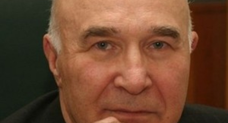 Ющенко считает, что не Стельмах завалил гривню