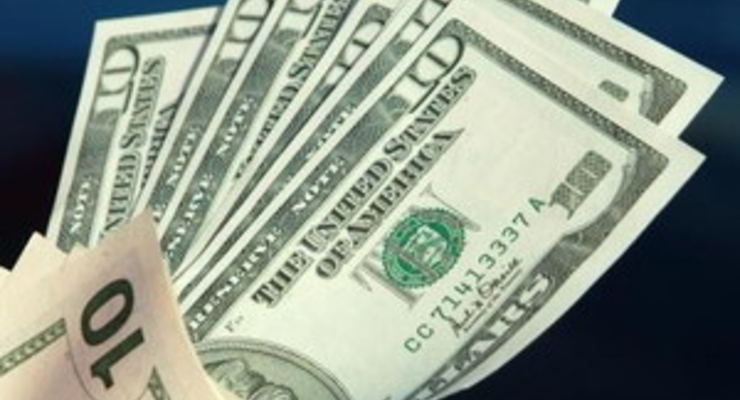 НБУ планирует держать курс доллара на уровне 7,4-7,5 грн/$1