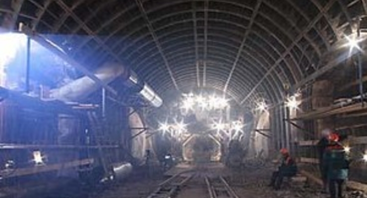 До конца года киевлянам не видать новых станций метро