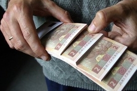 НБУ не должен был настолько укреплять гривню, - эксперт