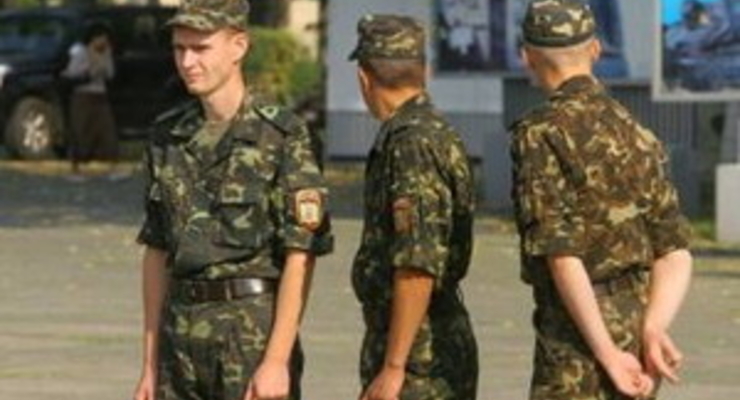 Для перехода на контрактную армию нужно 27 лет, - Ющенко