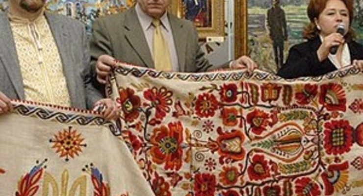 Ющенко не нравятся учебники в украинских вузах