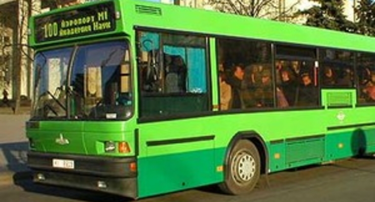 Черновецкий показал новые «евроавтобусы»