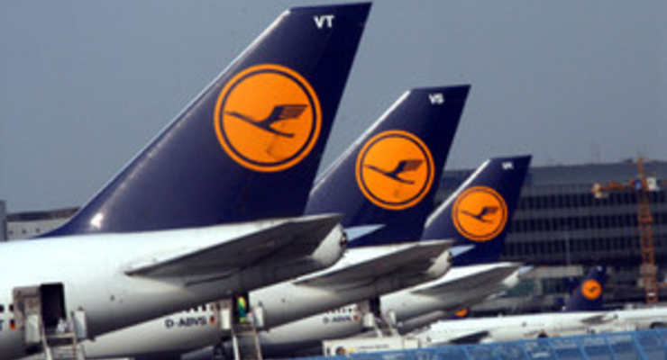 Бастующие сотрудники Lufthansa добились повышения зарплат