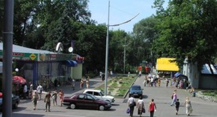 Станция метро «Гидропарк» закроет один из входов