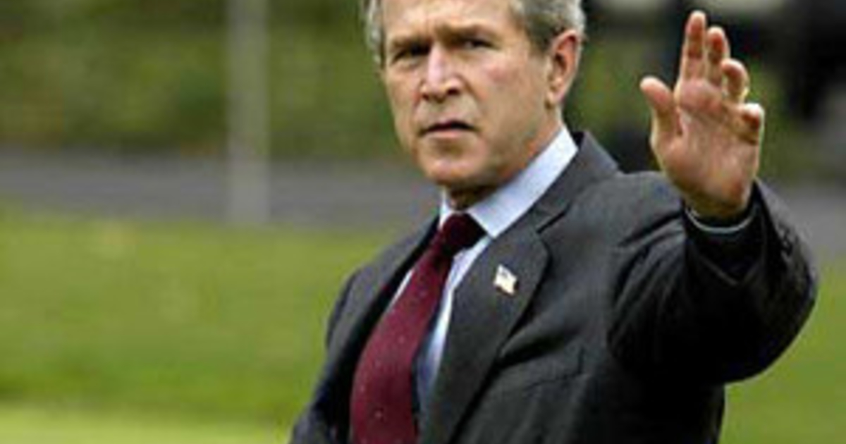 Джордж буш младший. Буш с телефоном. Бушимен. Бугимэн царство ночных кошмаров. Политика буша старшего.