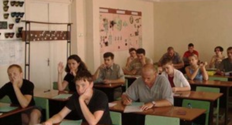 Сегодня в Украине проходит дополнительная сессия внешнего тестирования выпускников