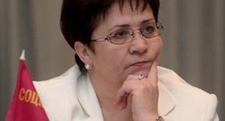 Увольнение Семенюк пока отложили