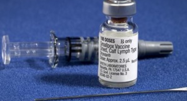 После смерти школьника в Украине приостановили вакцинацию от кори и краснухи