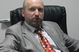 Турчинов собрался ликвидировать ЖЭКи