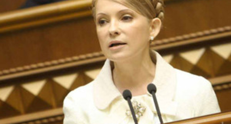 Тимошенко пообещала повышать минимальную зарплату на 25% ежегодно