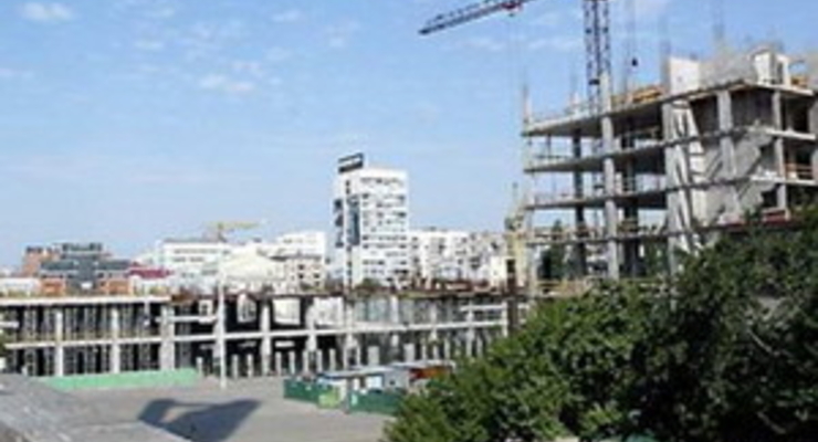 Снос ТРЦ “Троицкий” вновь приостановили