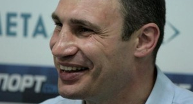 Кличко и Литвин выкупили всю наружную рекламу в столице