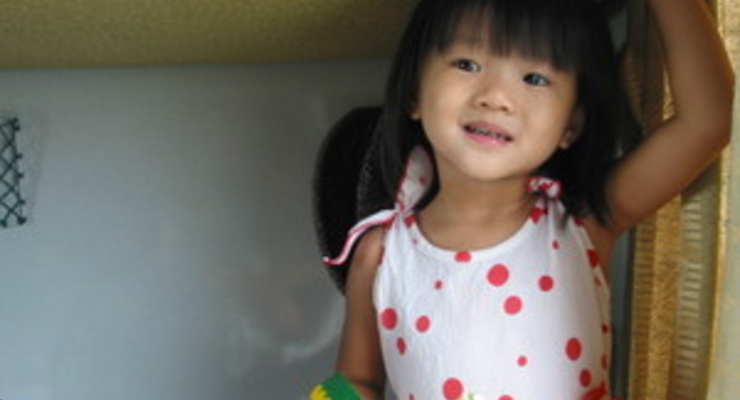 6-летняя девочка обокрала банк