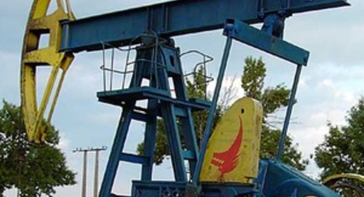 Нефтяная корзина впервые подорожала до $100/баррель
