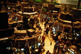 Мировые биржи потеряли за месяц 5,2 триллиона долларов