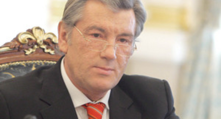 Ющенко шокирован итогами января и обвиняет во всем Тимошенко