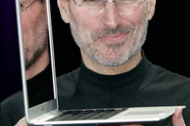 MacBook Air появился на прилавках (фото)