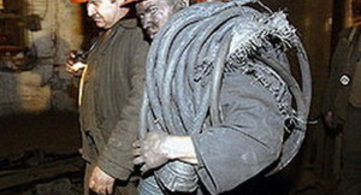 Тимошенко увеличит зарплаты шахтеров до мирового стандарта