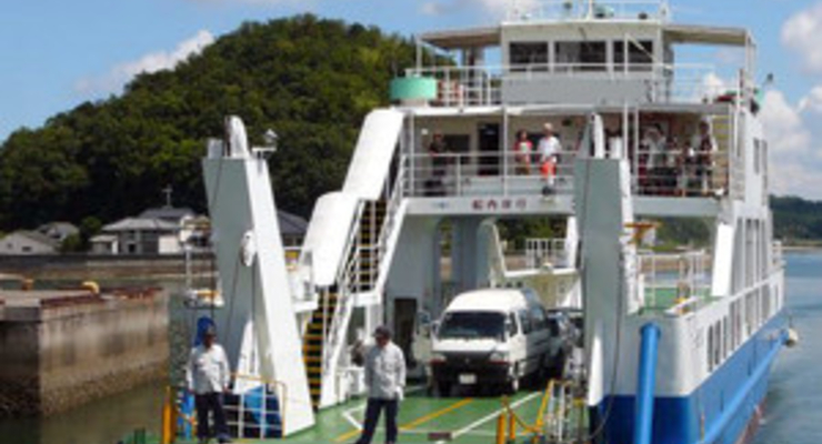 Моста оказалось мало. Через Днепр будут ходить паромы