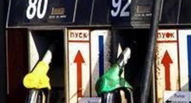 В Украине действует 120 подпольных заводов по производству бензина