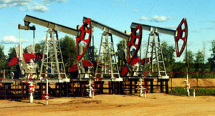 Цена нефти продолжает падать в ожидании увеличения объемов добычи странами-участницами ОПЕК