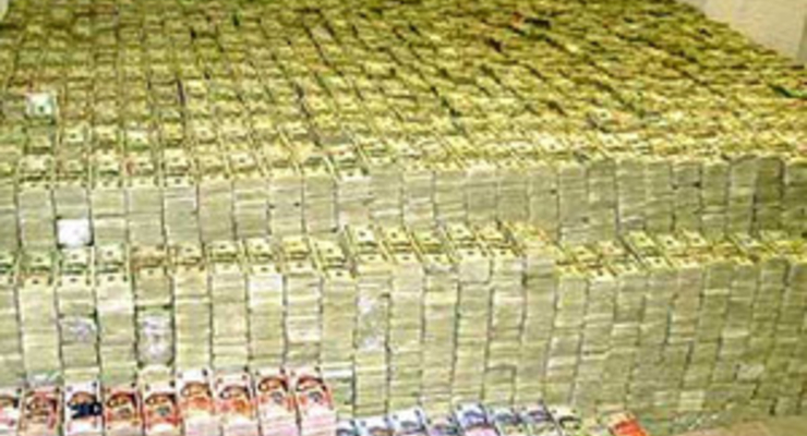 Долг США растет со скоростью миллион долларов в минуту