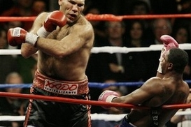 Супертяжеловесу Валуеву придется выплатить 1 млн рублей компенсации за побитого охранника