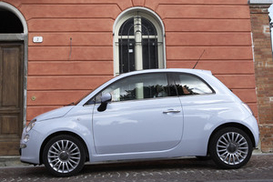 Fiat 500 назван самым красивым автомобилем года (фото)
